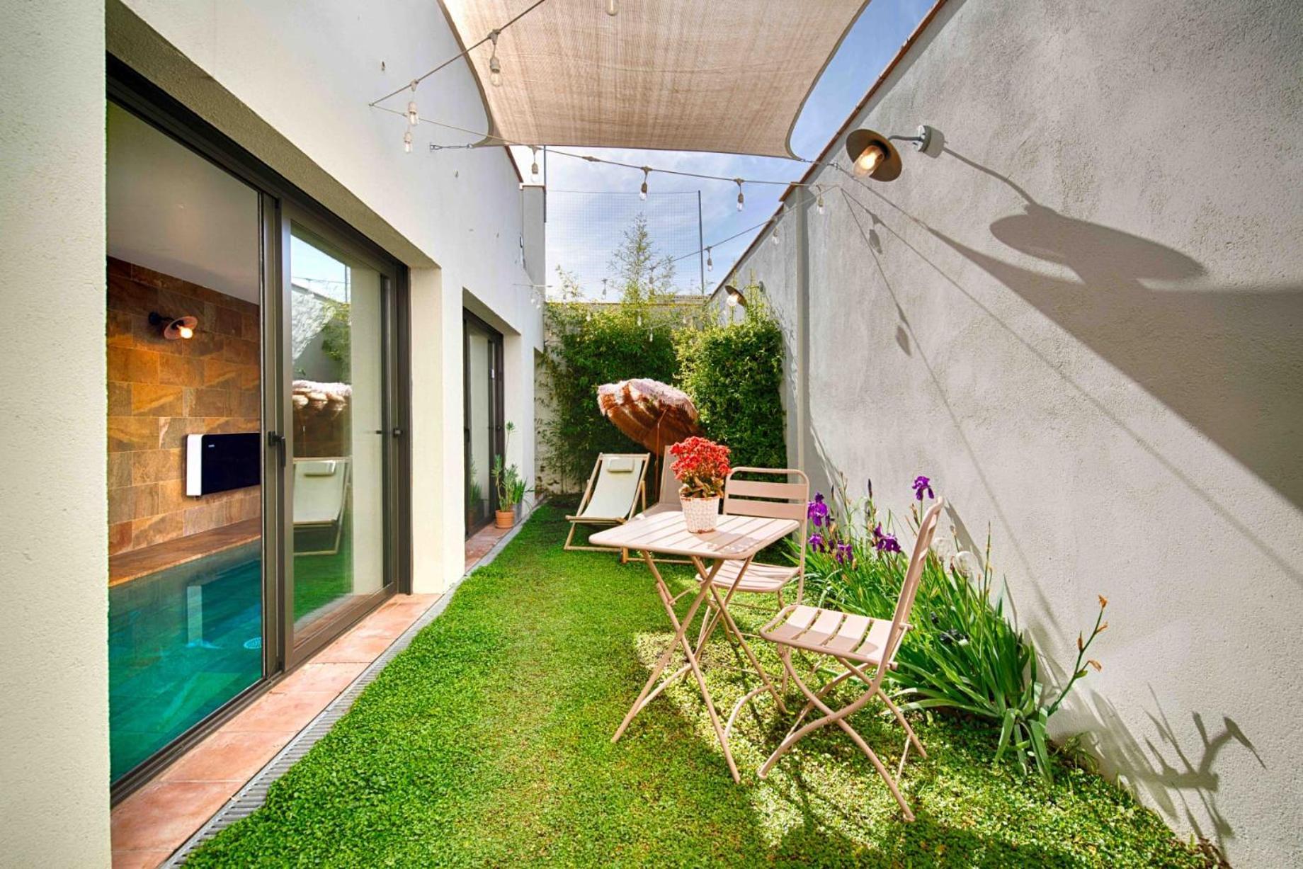 شقة Loft Con Piscina Climatizada De Agua Salada Y Parking En El Centro De Figueres فيغيريس المظهر الخارجي الصورة