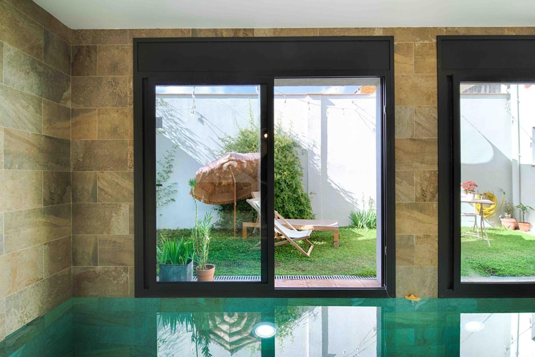 شقة Loft Con Piscina Climatizada De Agua Salada Y Parking En El Centro De Figueres فيغيريس المظهر الخارجي الصورة